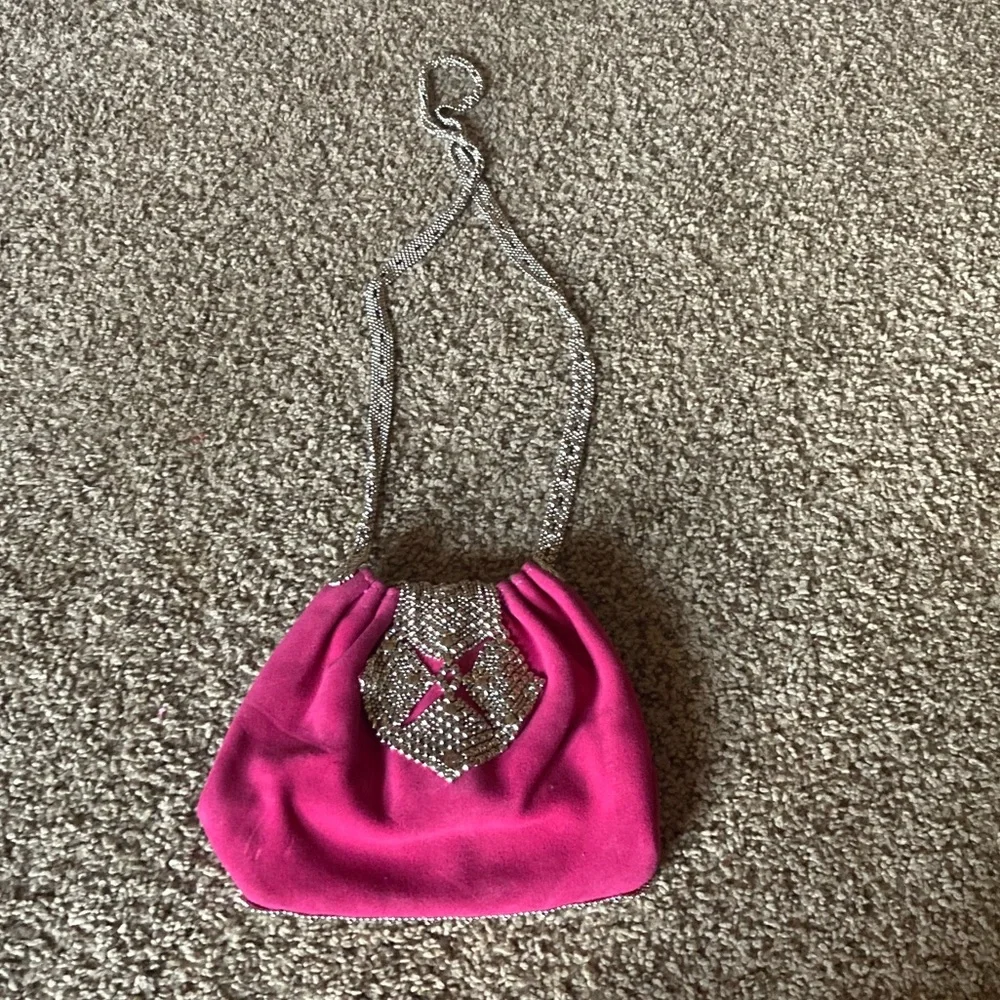 Purse - Picture 1 of 4